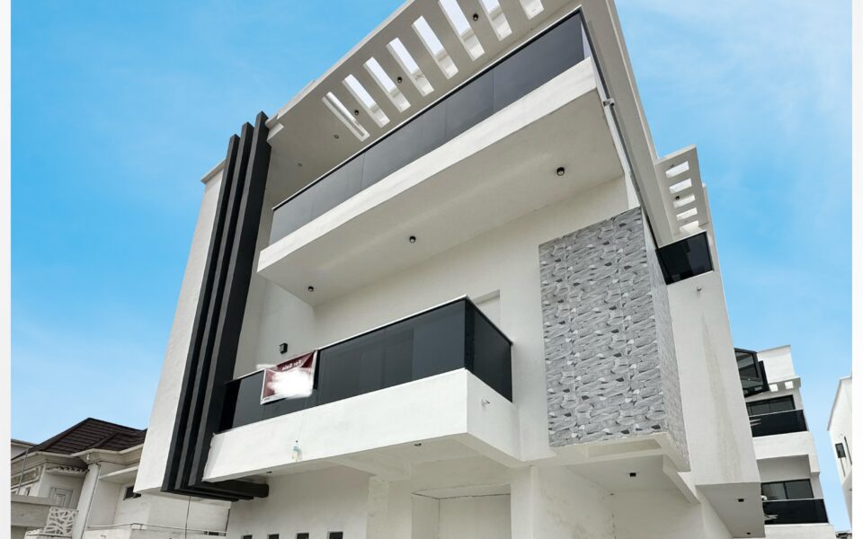5 bedroom for sale in Ologolo, Lekki