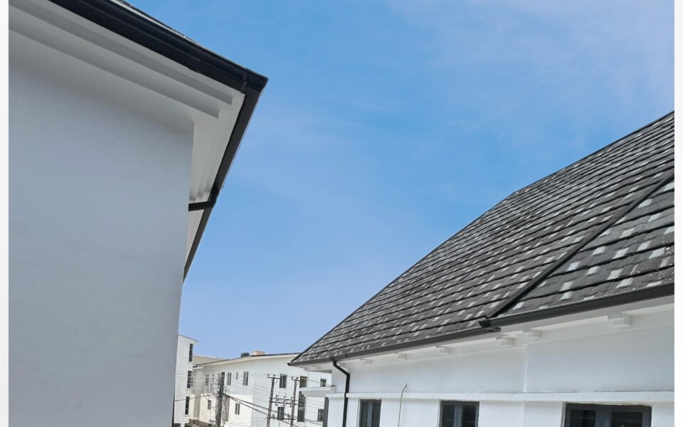 a building with a glass railing in Osapa Lekki